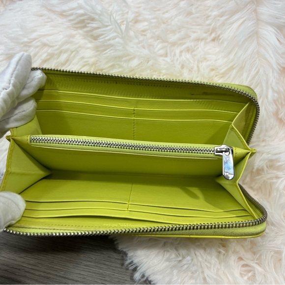 Dior - Yellow Cannage Patent Leather Zip Around Long Wallet - Picture 9 of 11